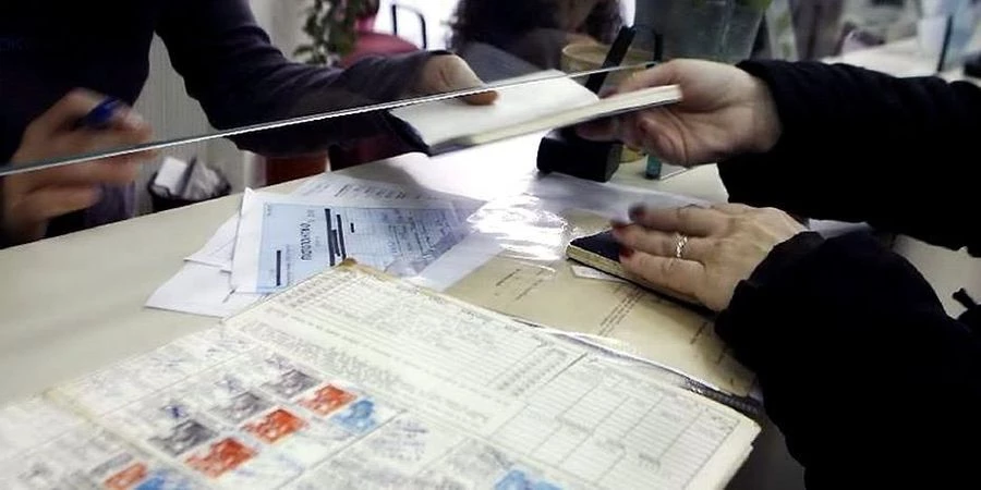 Ποιοι προλαβαίνουν να βγουν στη σύνταξη με «μπόνους» την προσωπική διαφορά